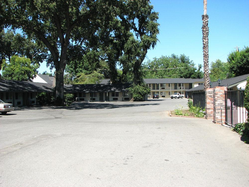 Safari Inn - Chico Exterior photo